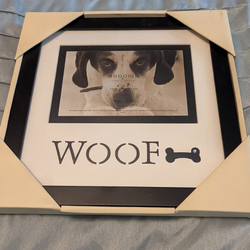 WOOF 4x6 Frame with Bling Dog Bone NIB